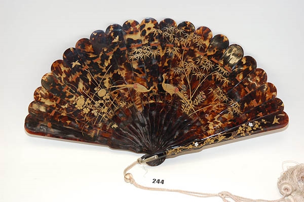 A fine late 19th Century Japanese tortoiseshell fan